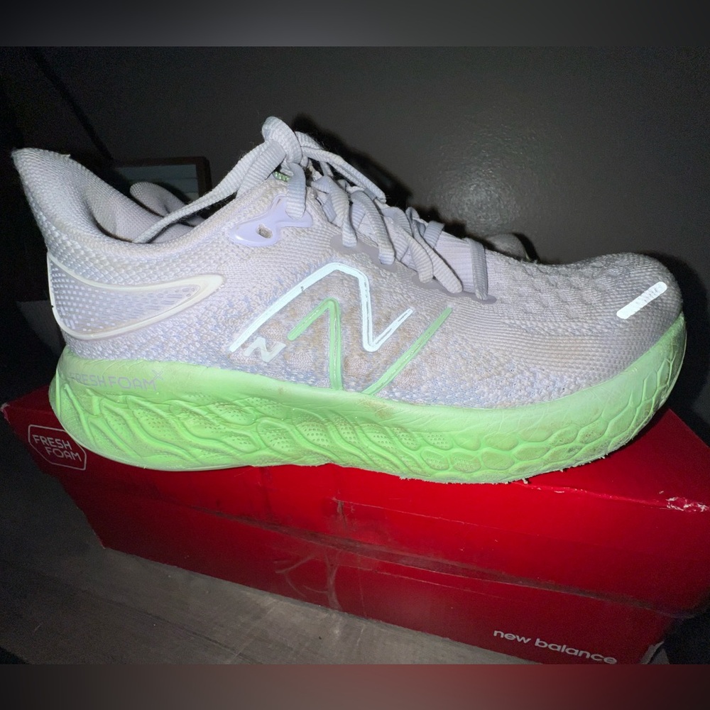 NEW BALANCE FRESH FOAM 1080 WOMENS 5.5 D
